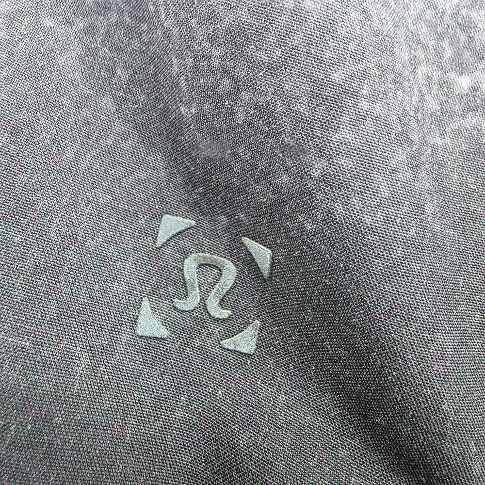 Lululemon Shorts Mens Medium Black Gray Speckle Athletic Running Lined Pockets